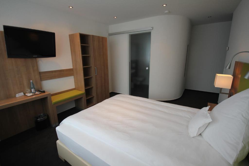 Hotel Go2Bed Weil Am Rhein - Basel Rum bild