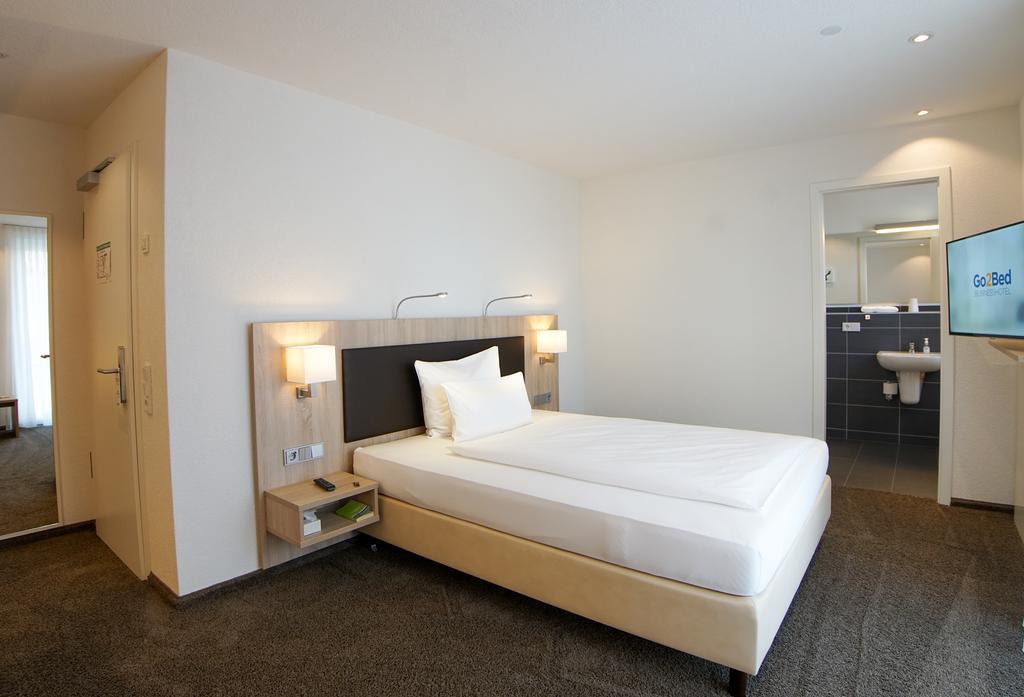 Hotel Go2Bed Weil Am Rhein - Basel Exteriör bild