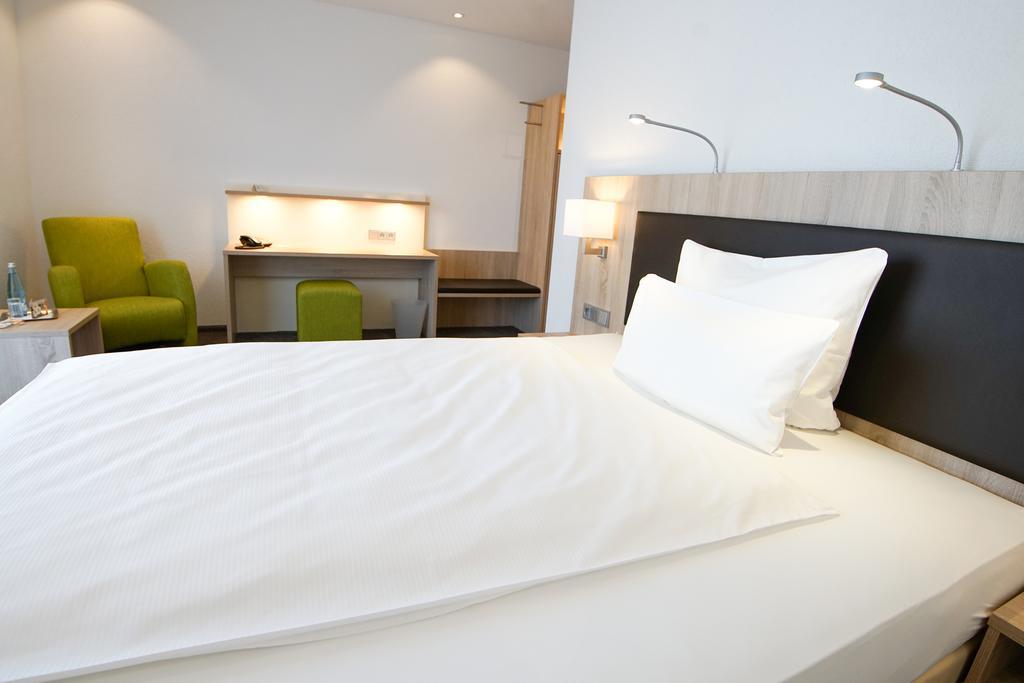 Hotel Go2Bed Weil Am Rhein - Basel Exteriör bild
