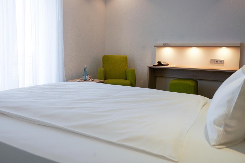 Hotel Go2Bed Weil Am Rhein - Basel Exteriör bild