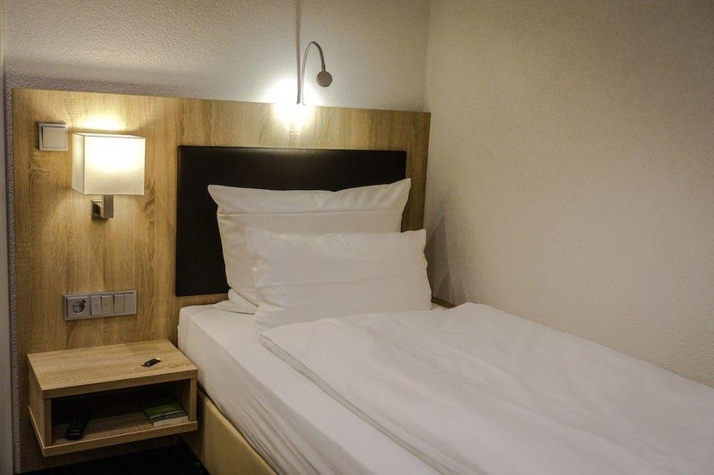 Hotel Go2Bed Weil Am Rhein - Basel Exteriör bild