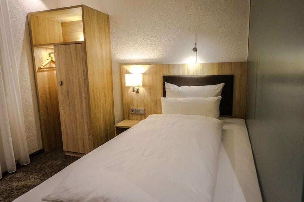 Hotel Go2Bed Weil Am Rhein - Basel Exteriör bild