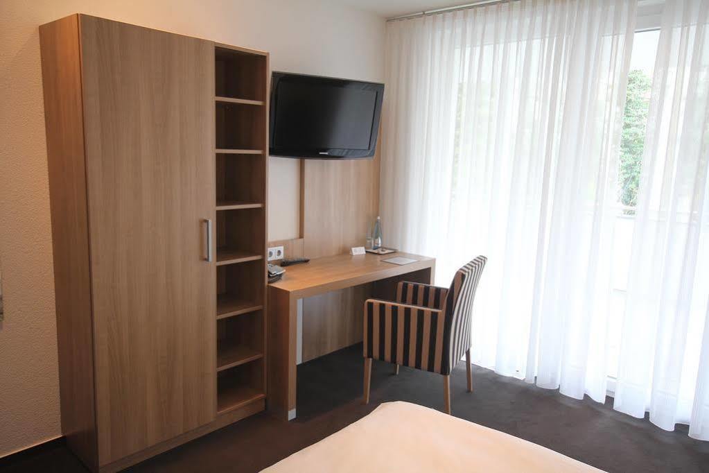Hotel Go2Bed Weil Am Rhein - Basel Exteriör bild
